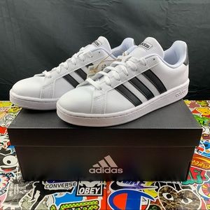 Adidas Grand Court Women's size 8